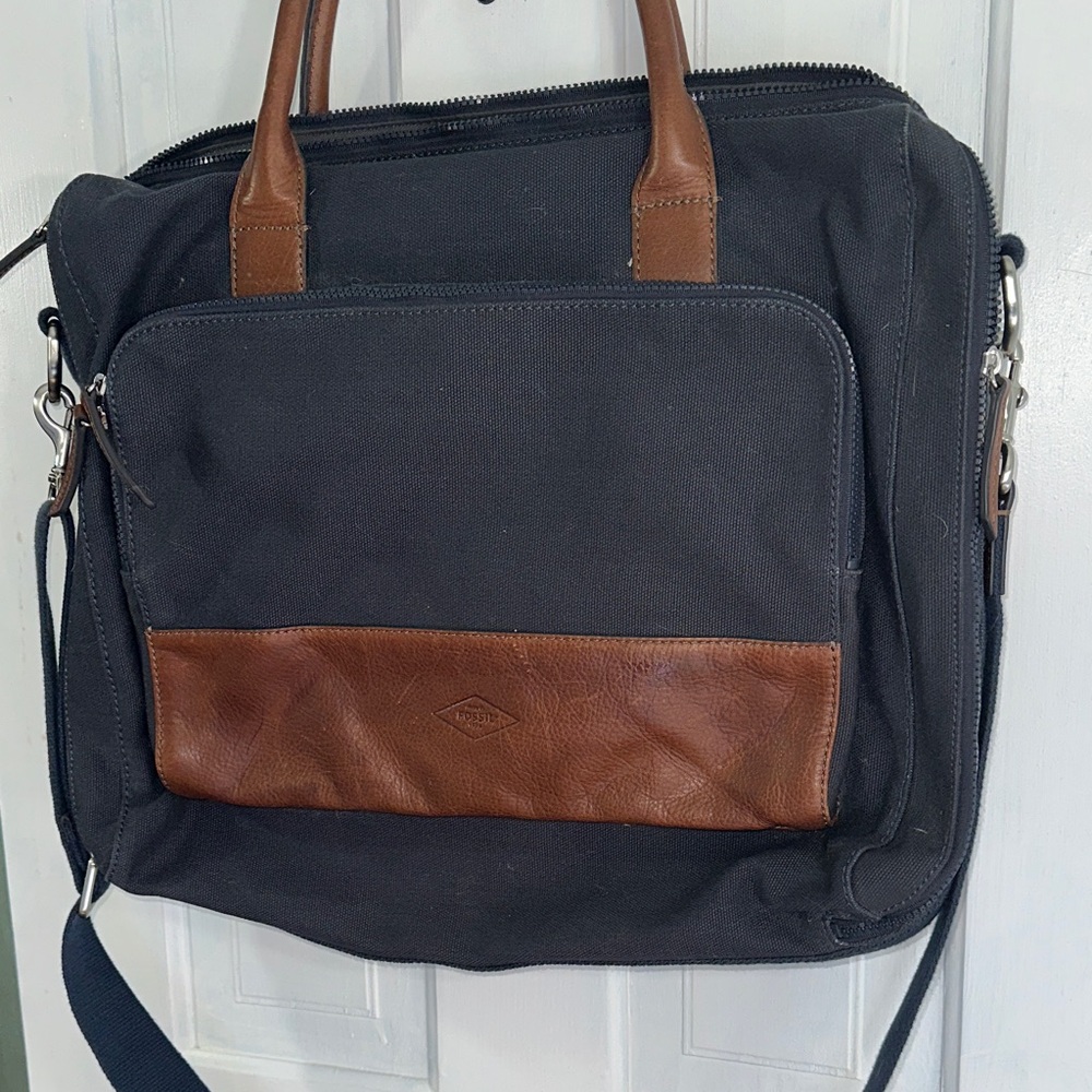 Fossil vintage messenger overnight bag navy with leather